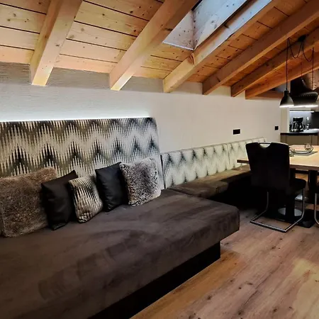 Wolfgang Birkl * Sankt Anton am Arlberg